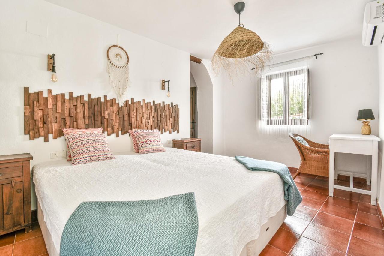 Casa Sol Y Aire - Vakantievilla In Dorp Met Prive Zwembad Pinos del Valle Eksteriør billede